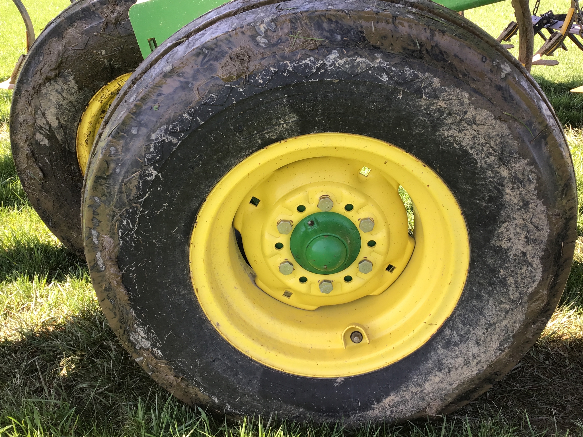 Used 2012 John Deere 2210 Field Cultivators at Koenig Equipment in Greenville, OH - PhotoXL16