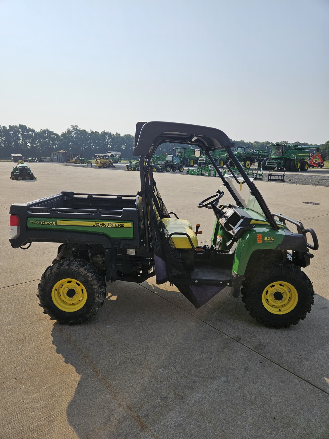 2017 John Deere XUV825I Image 4