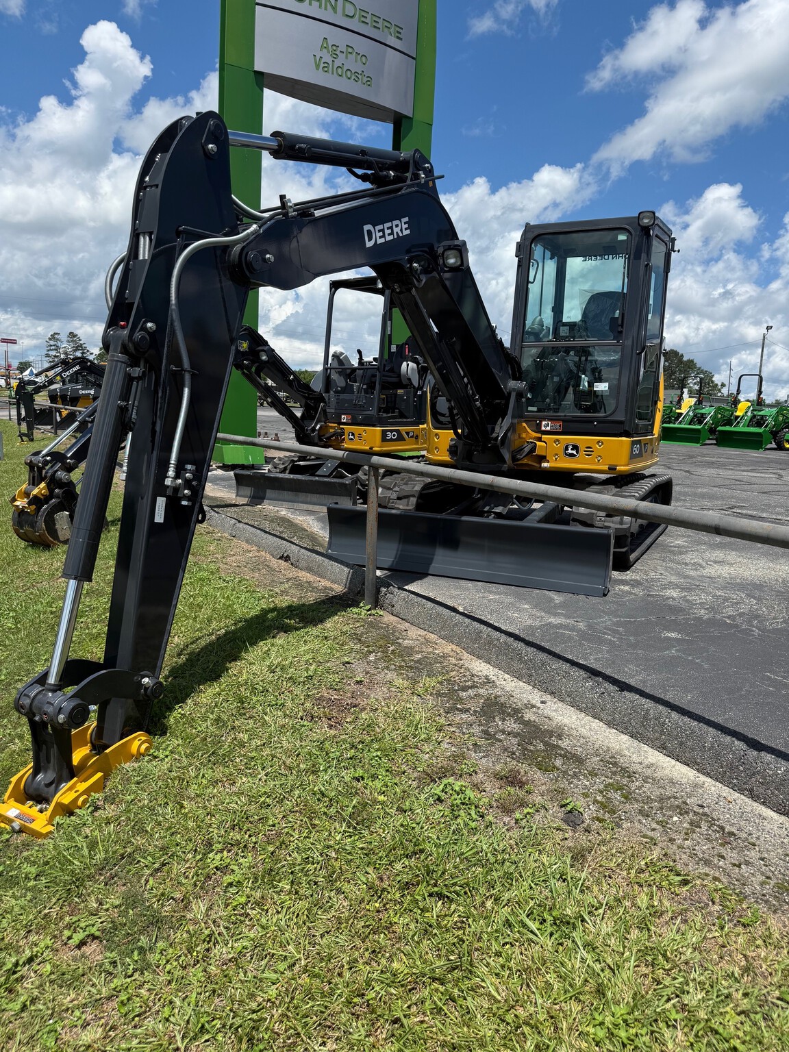 2025 John Deere 60 P Image 4