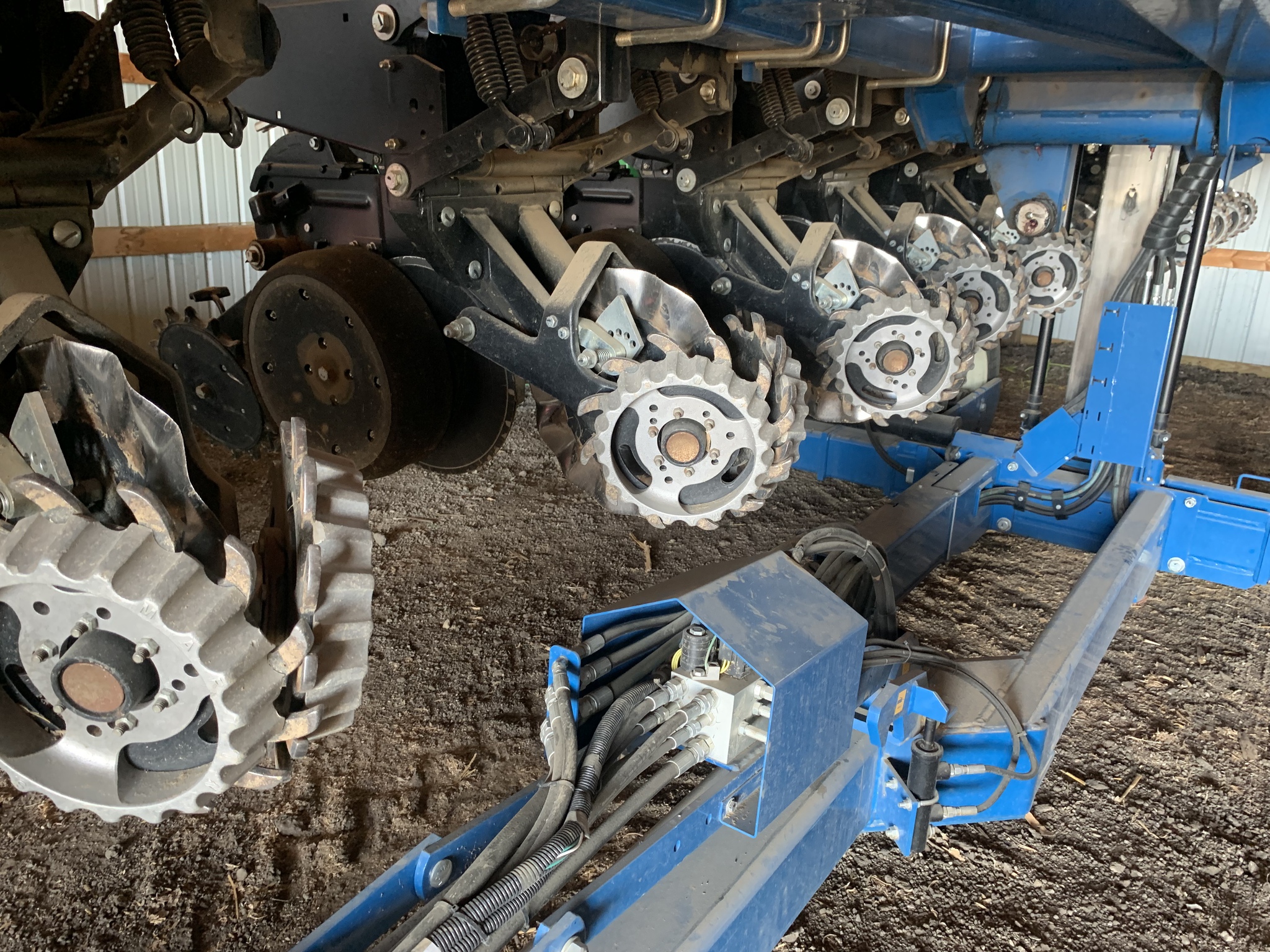 2021 Kinze 3605 Image 22