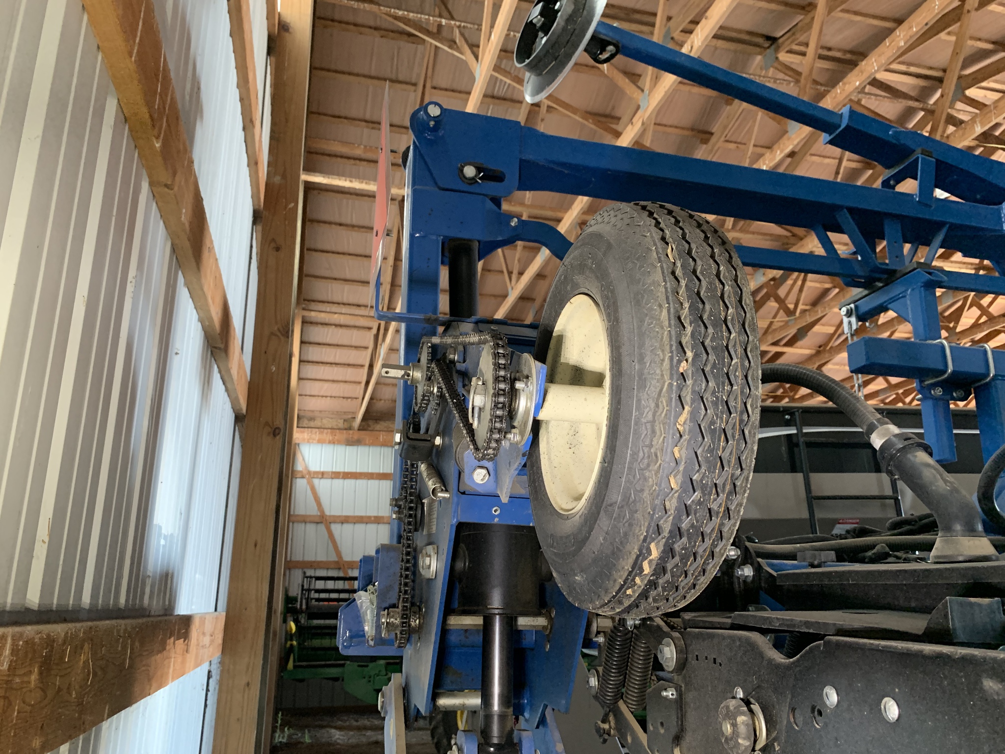 2021 Kinze 3605 Image 16