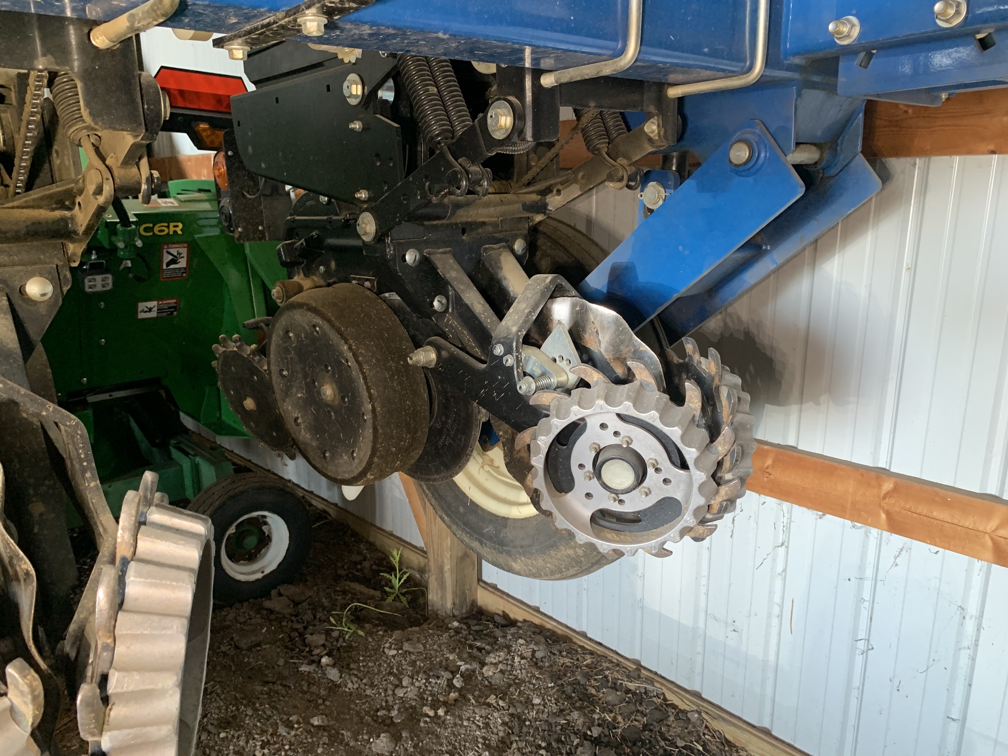 2021 Kinze 3605 Image 12