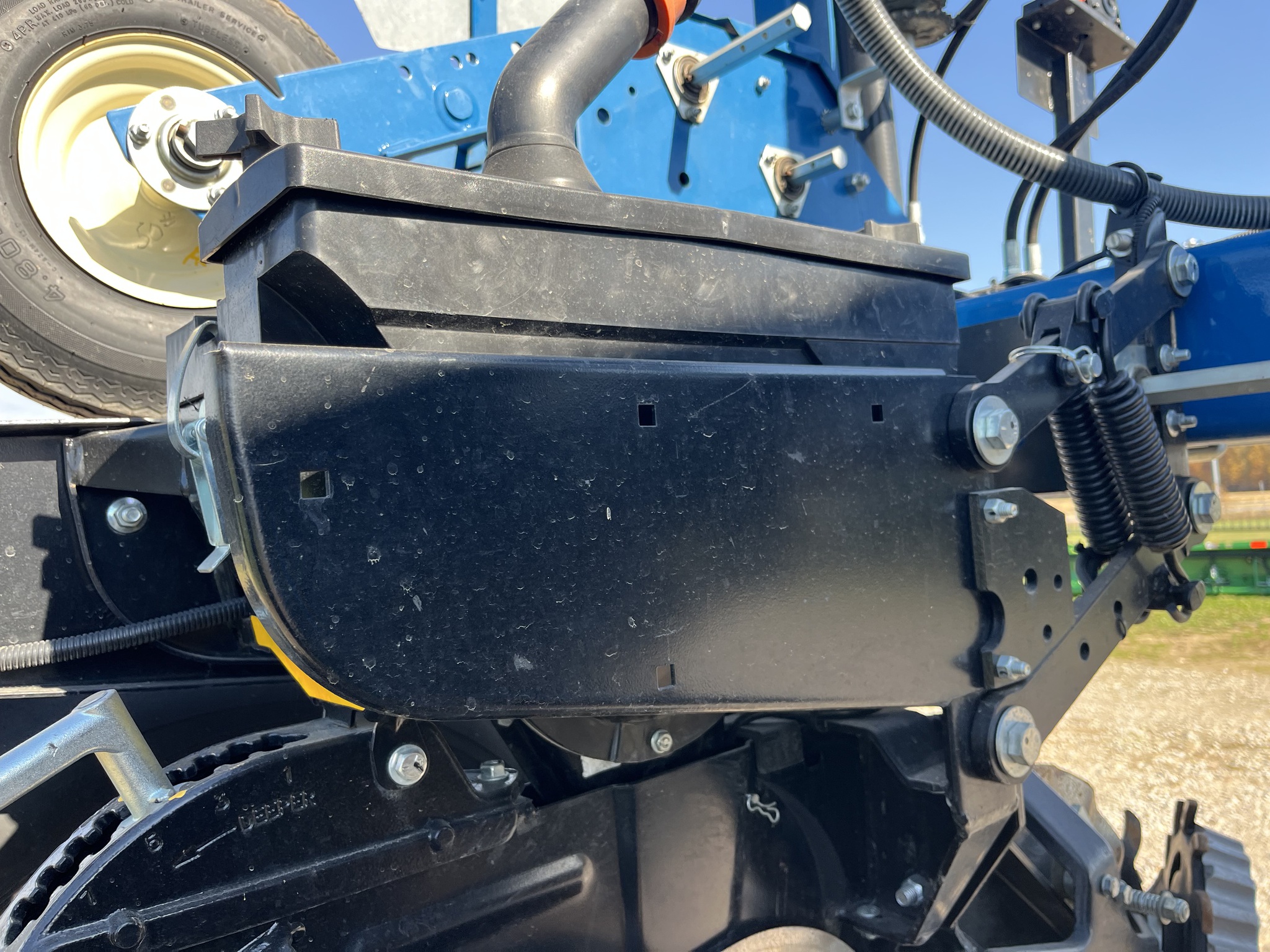 2021 Kinze 3605 Image 19
