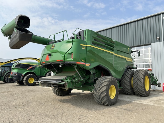 Used 2023 John Deere X9 1100 Combines at Horizon Ag & Turf in Wetaskiwin, AB - Photo8