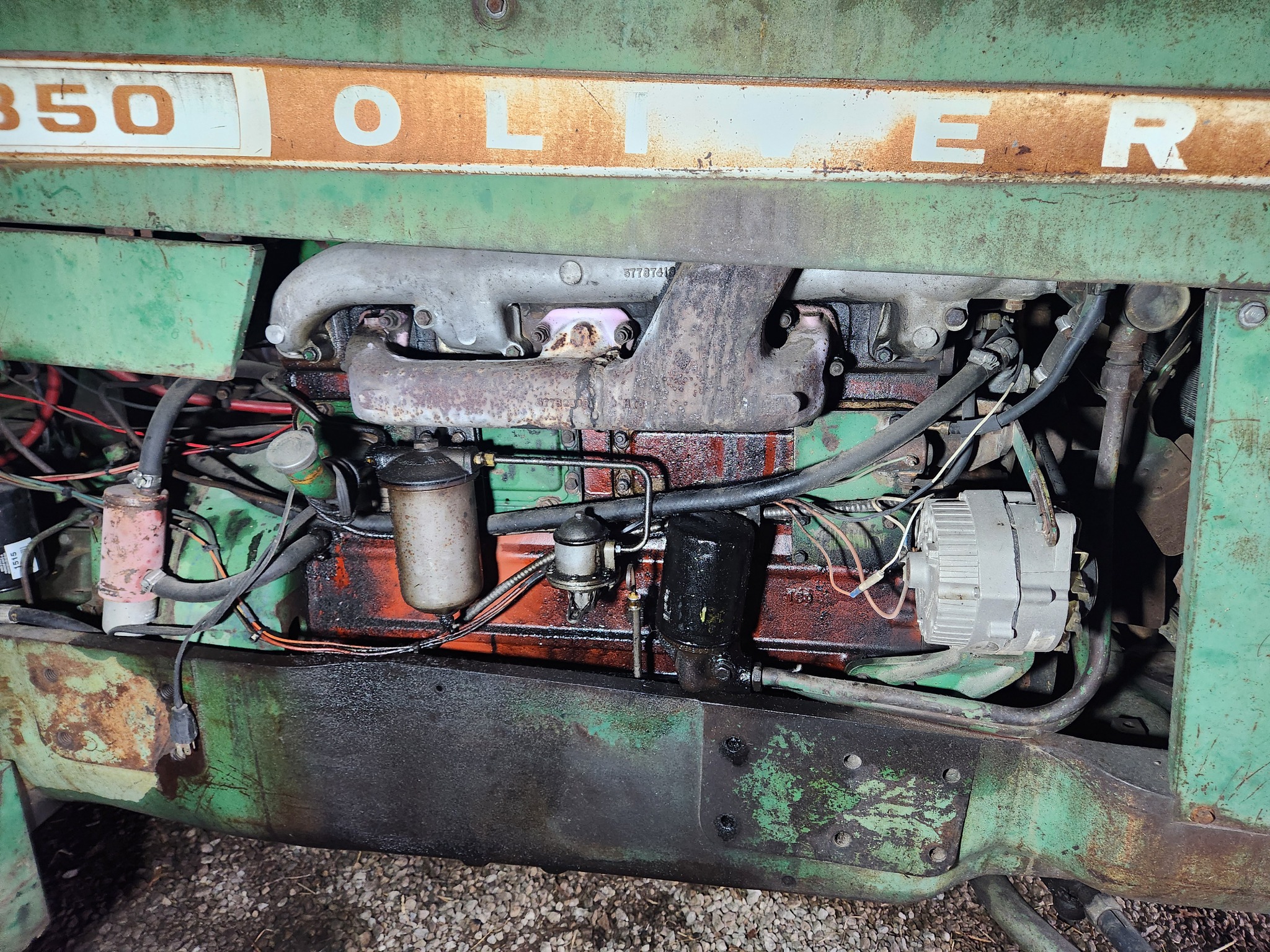  1964 Oliver 1850 at Heritage Tractor in Kewanee, IL
