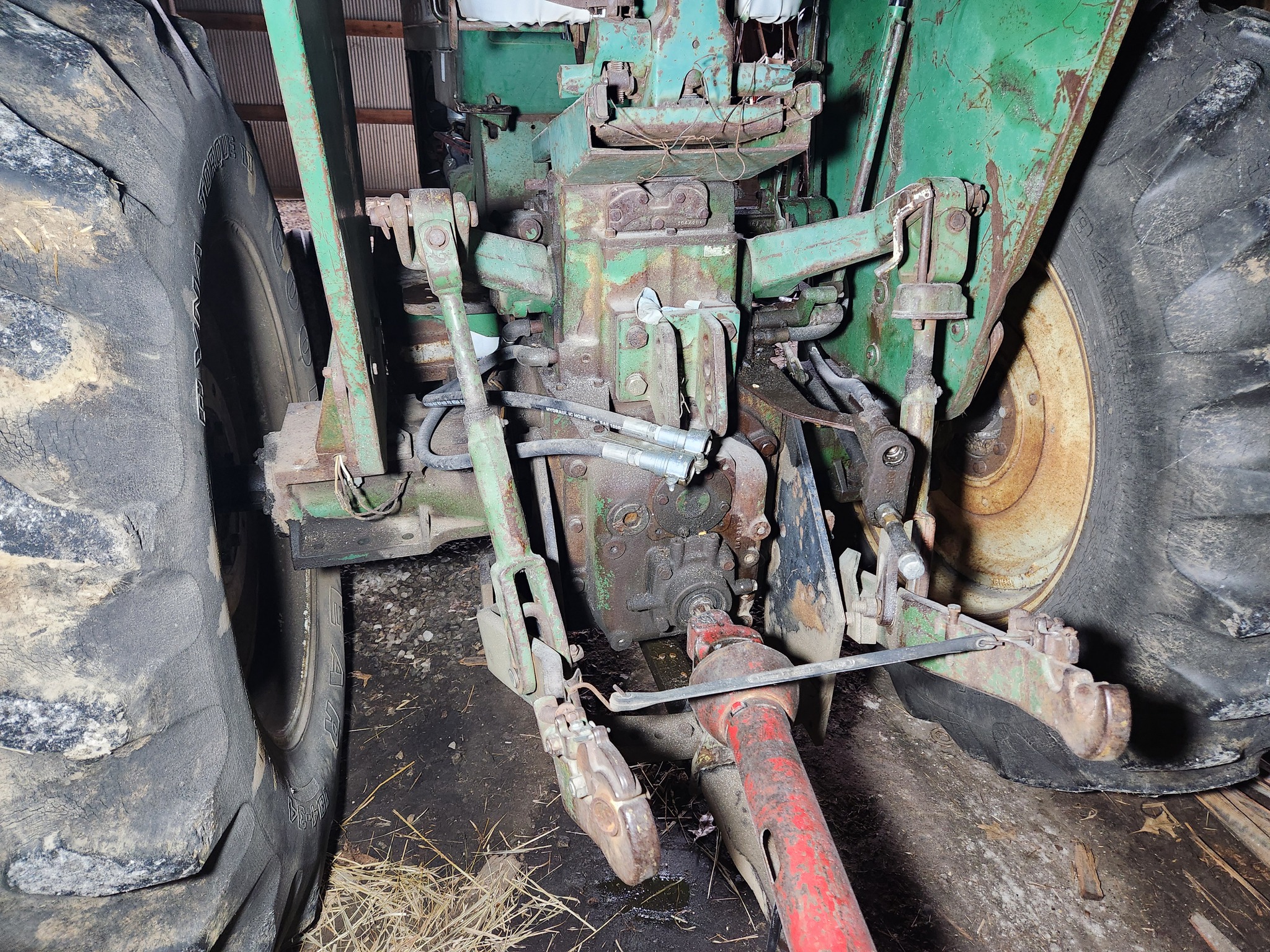  1964 Oliver 1850 at Heritage Tractor in Kewanee, IL