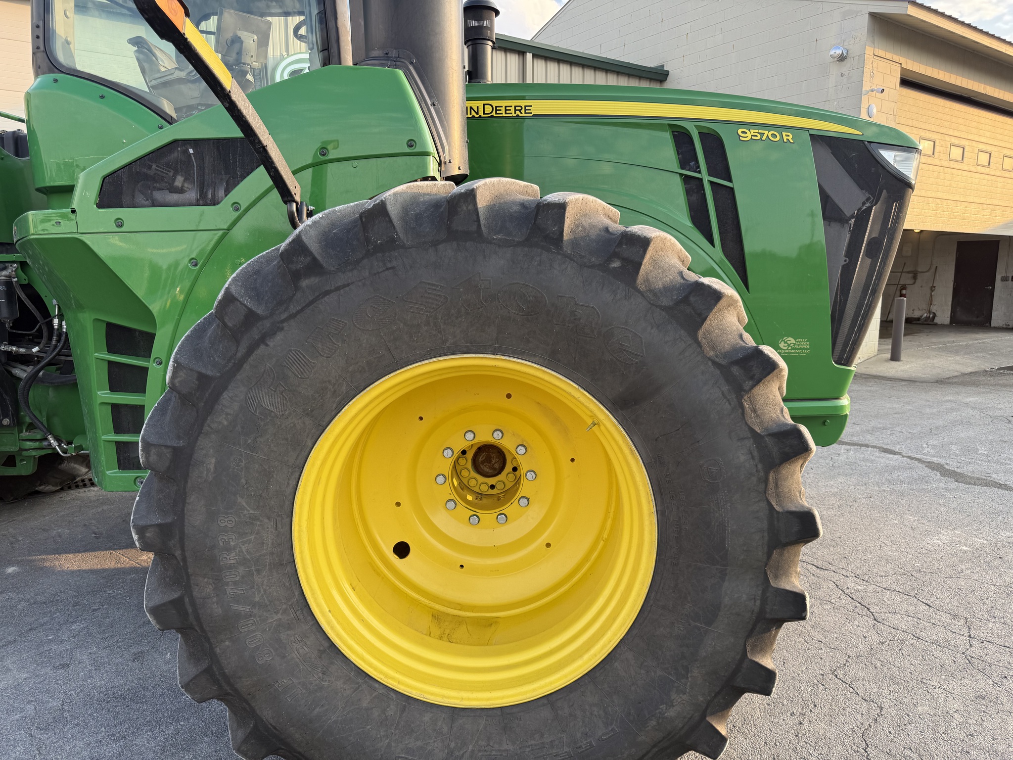  2018 John Deere 9570R at Heritage Tractor in Pontiac, IL