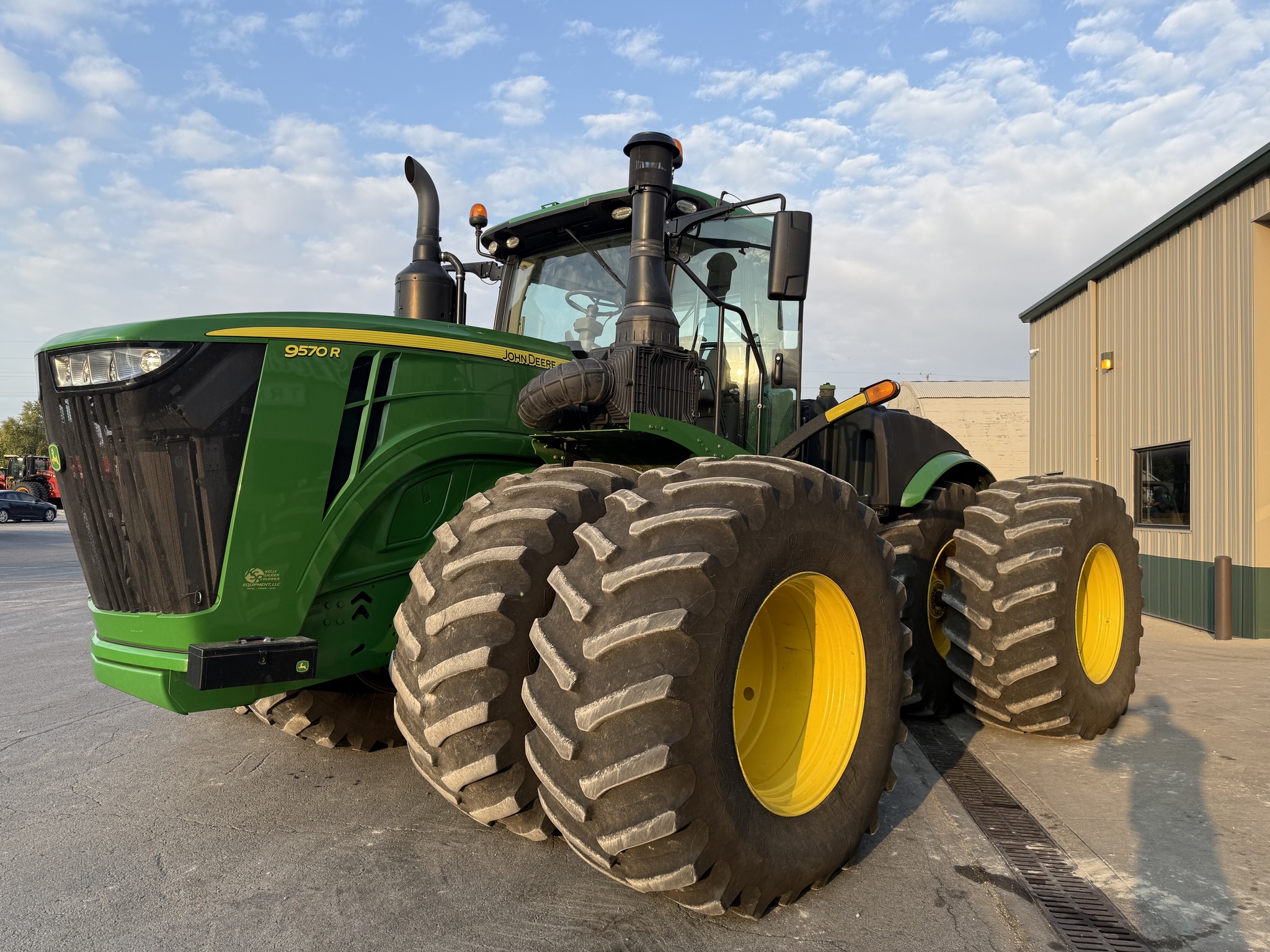  2018 John Deere 9570R at Heritage Tractor in Pontiac, IL