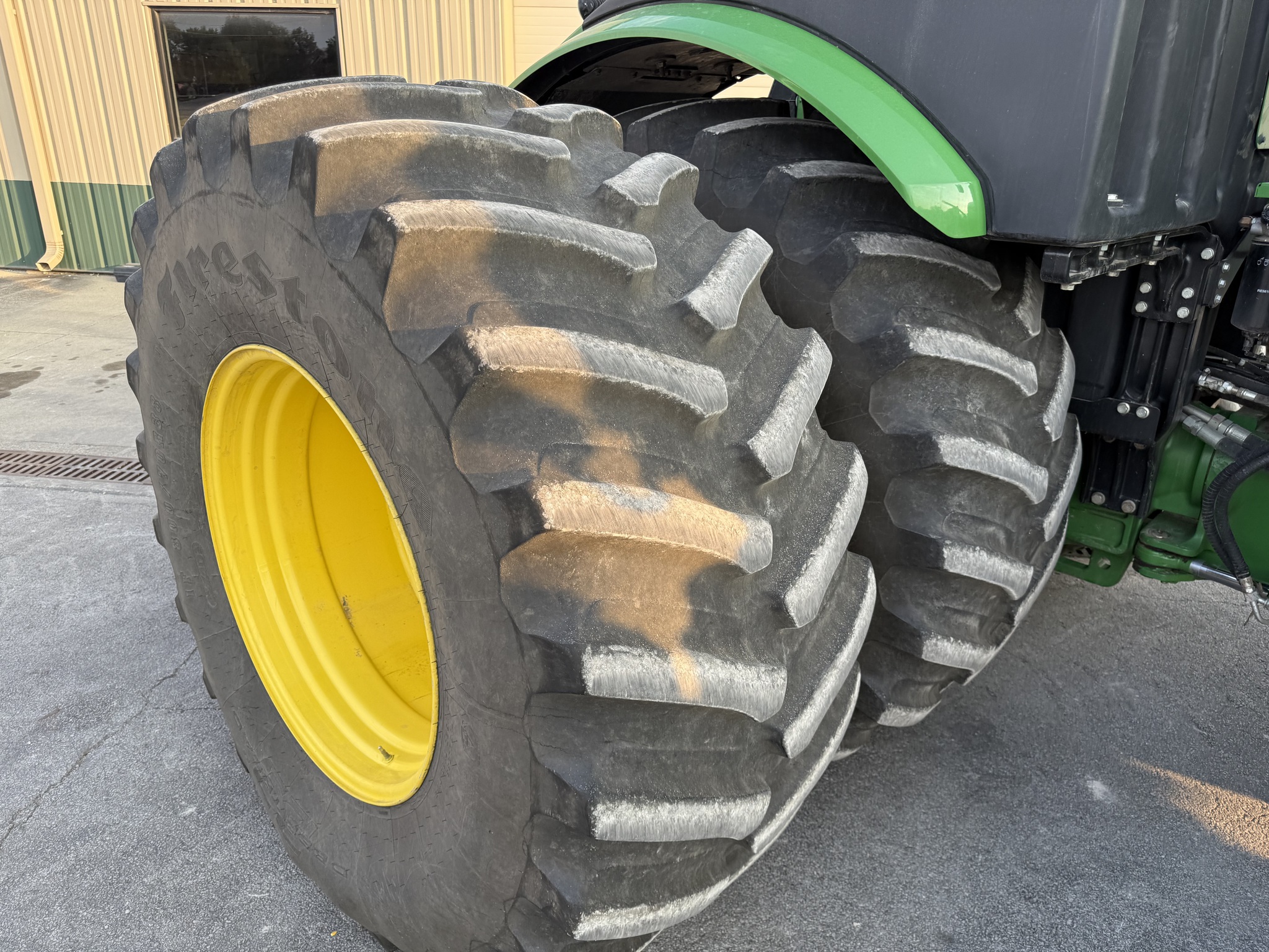  2018 John Deere 9570R at Heritage Tractor in Pontiac, IL