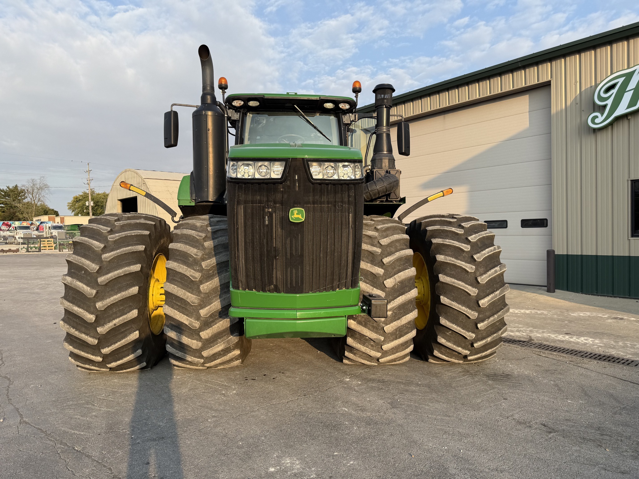  2018 John Deere 9570R at Heritage Tractor in Pontiac, IL