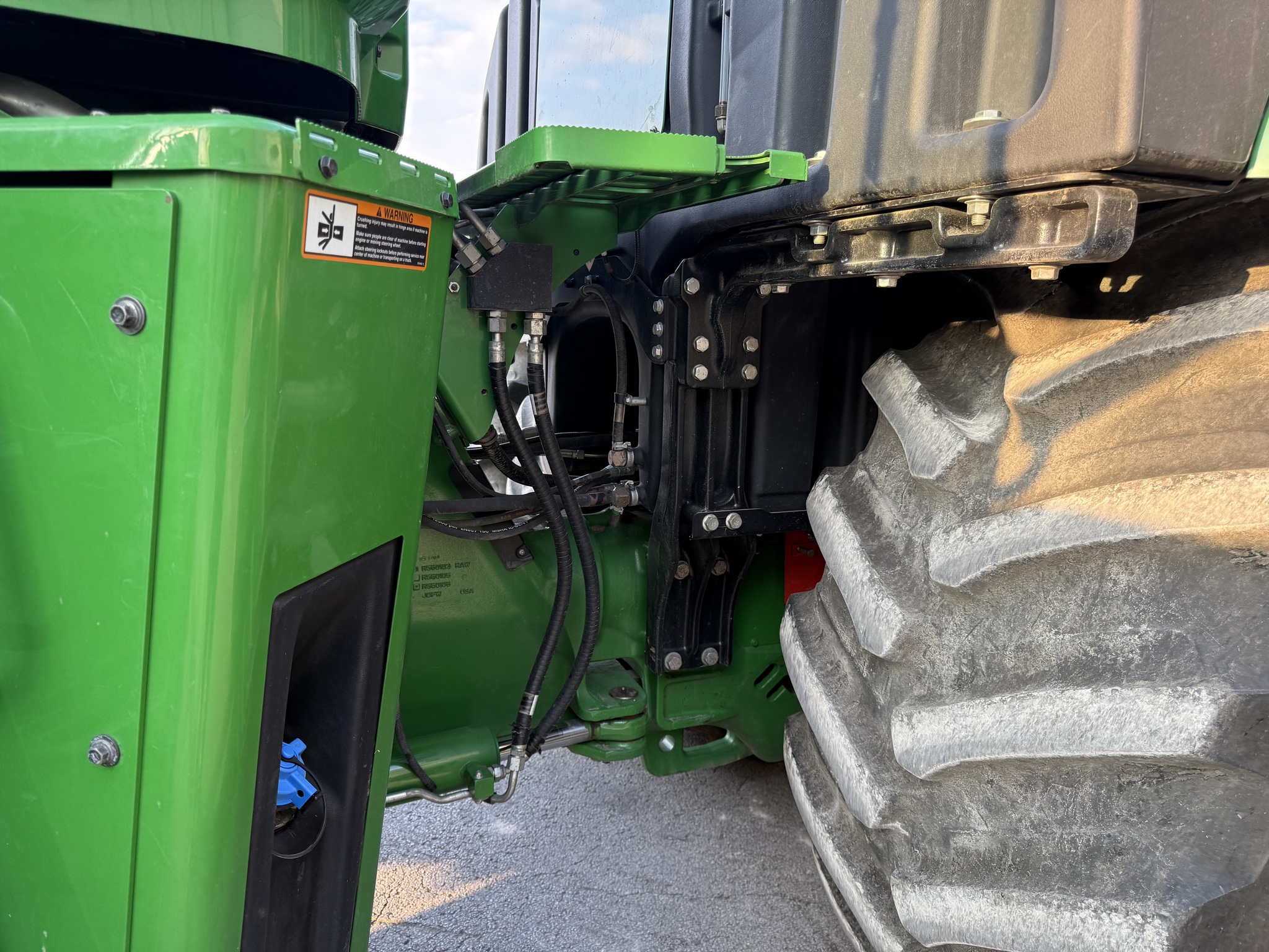  2018 John Deere 9570R at Heritage Tractor in Pontiac, IL