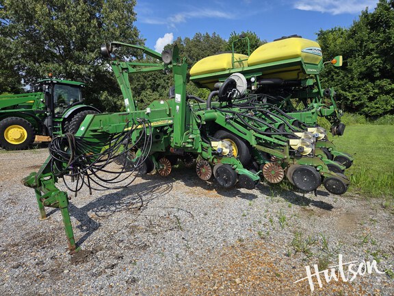 Photo of 2008 John Deere 1790