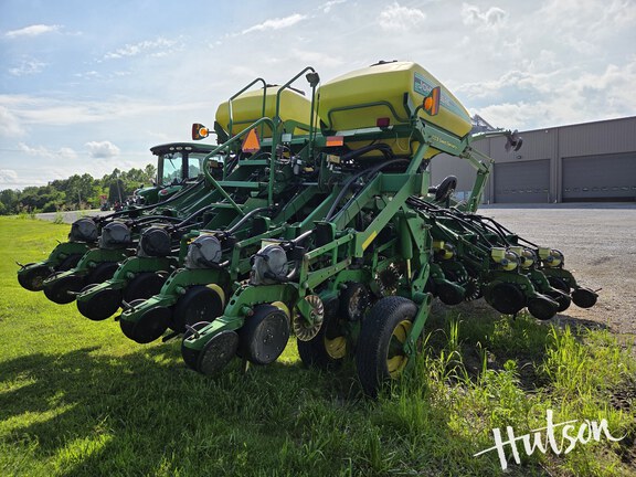 Photo of 2008 John Deere 1790
