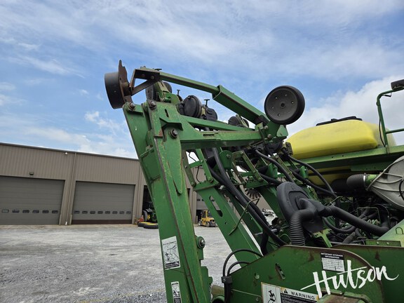 Photo of 2008 John Deere 1790