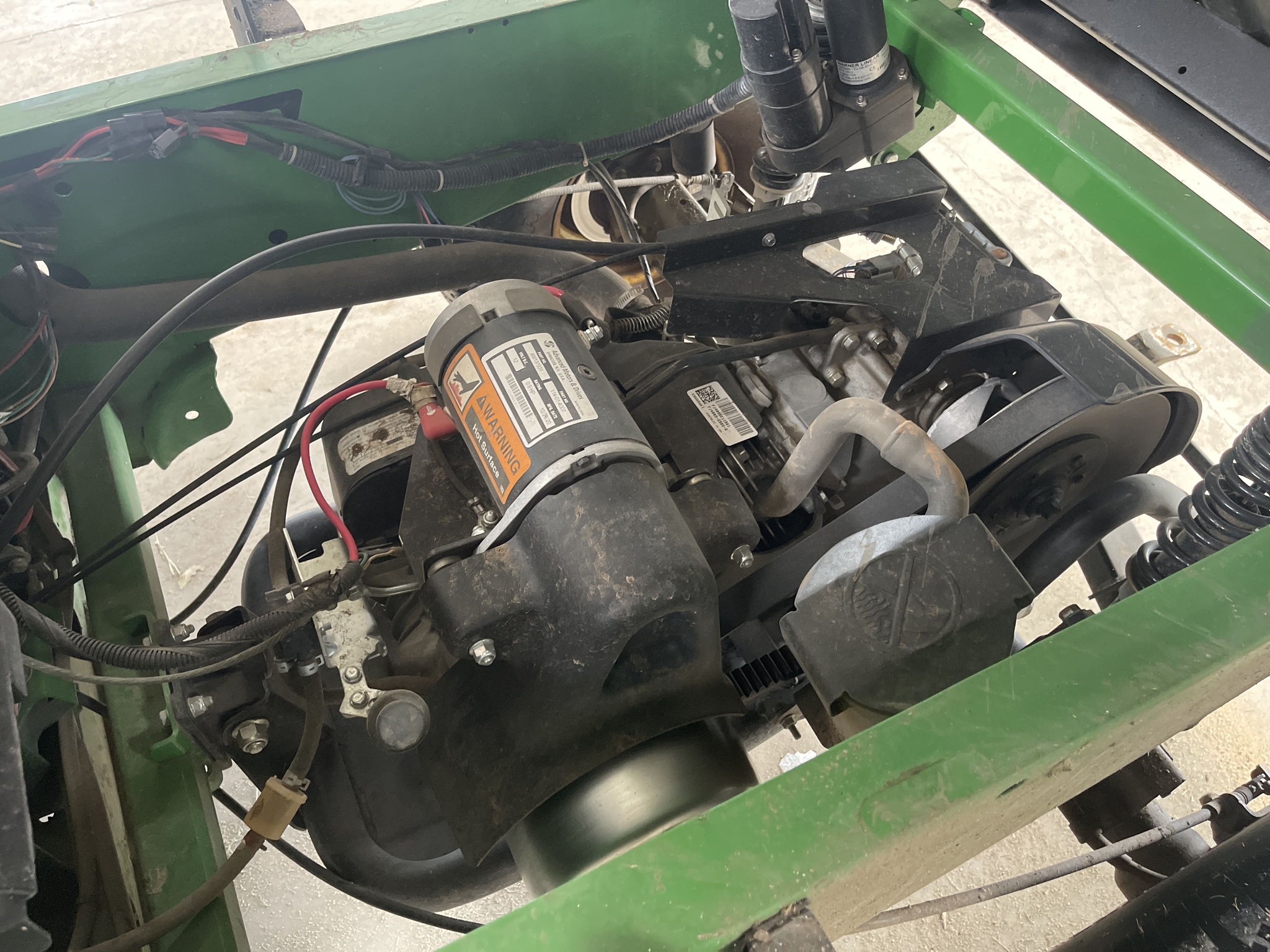 2021 John Deere TX Turf Image 15
