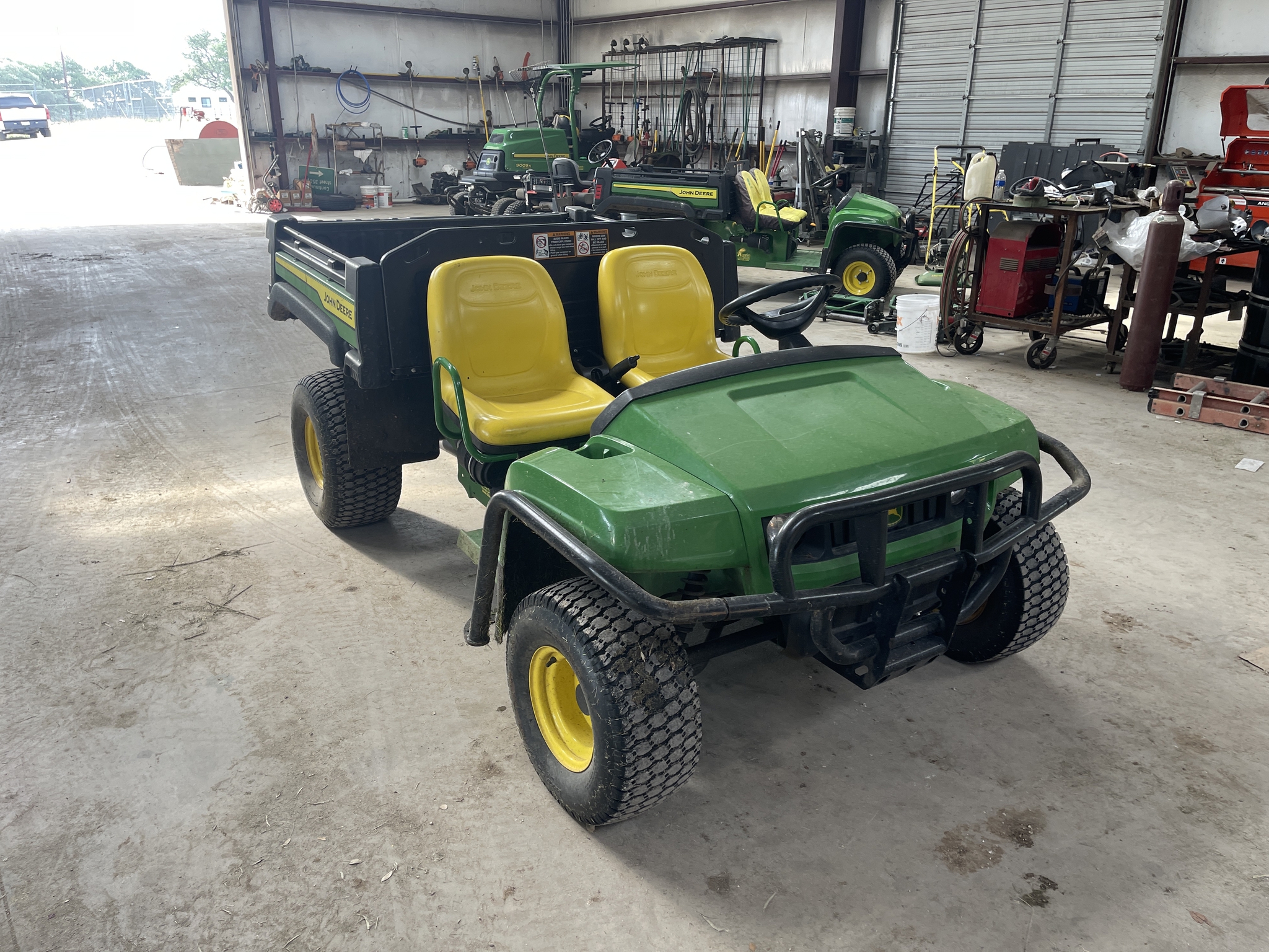 2021 John Deere TX Turf Image 5