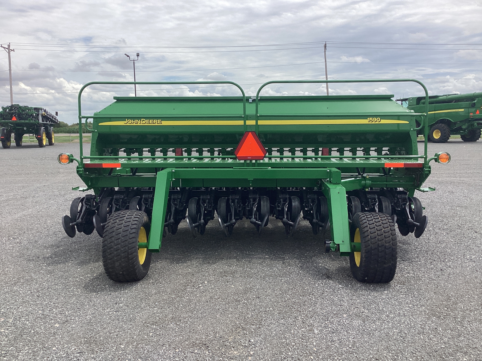2024 John Deere 1590 Image 3
