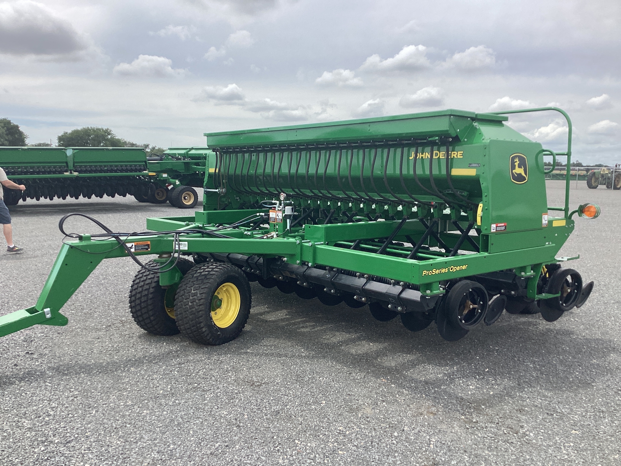 2024 John Deere 1590 Image 4