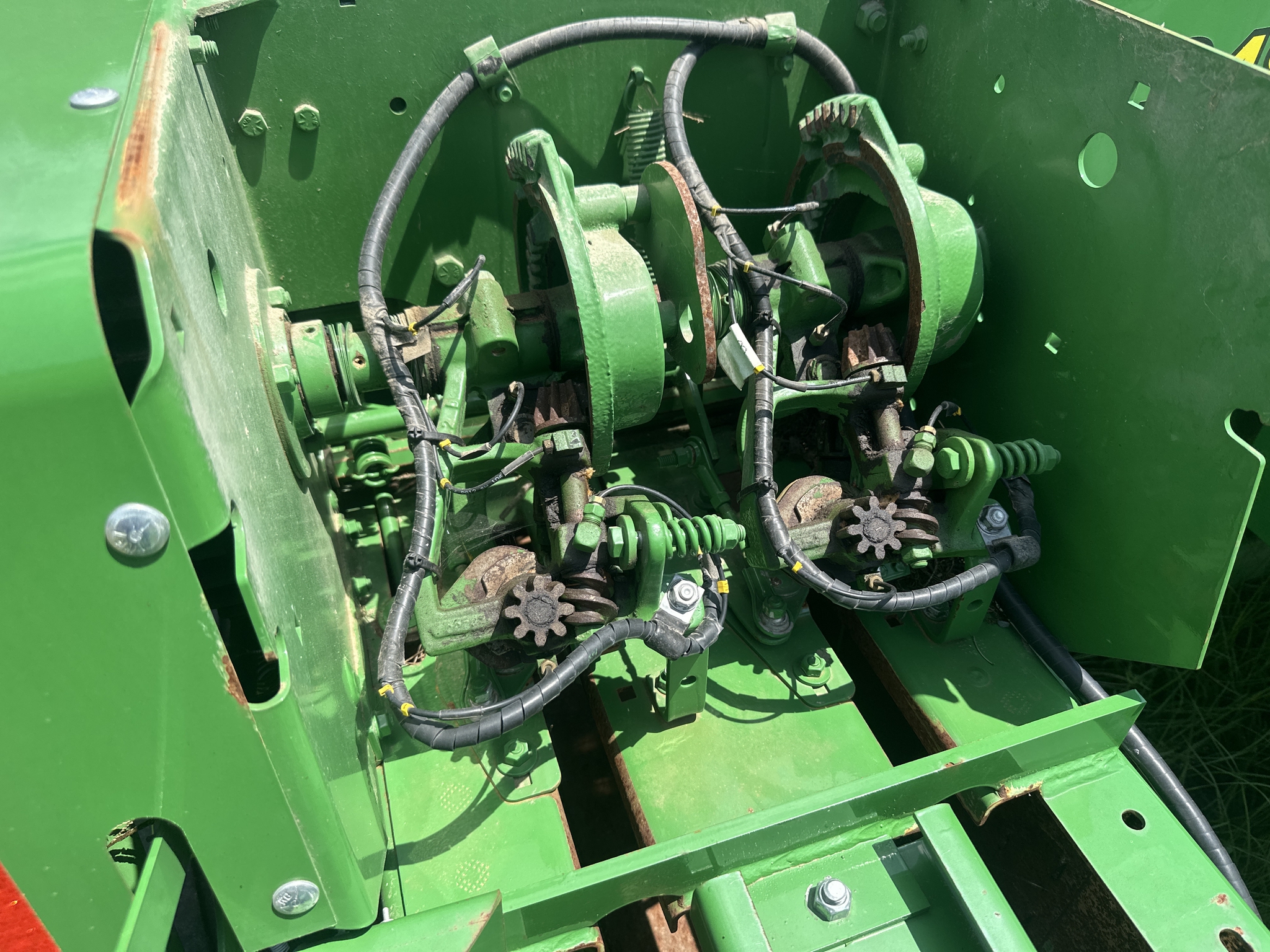 2021 John Deere 348 Image 11