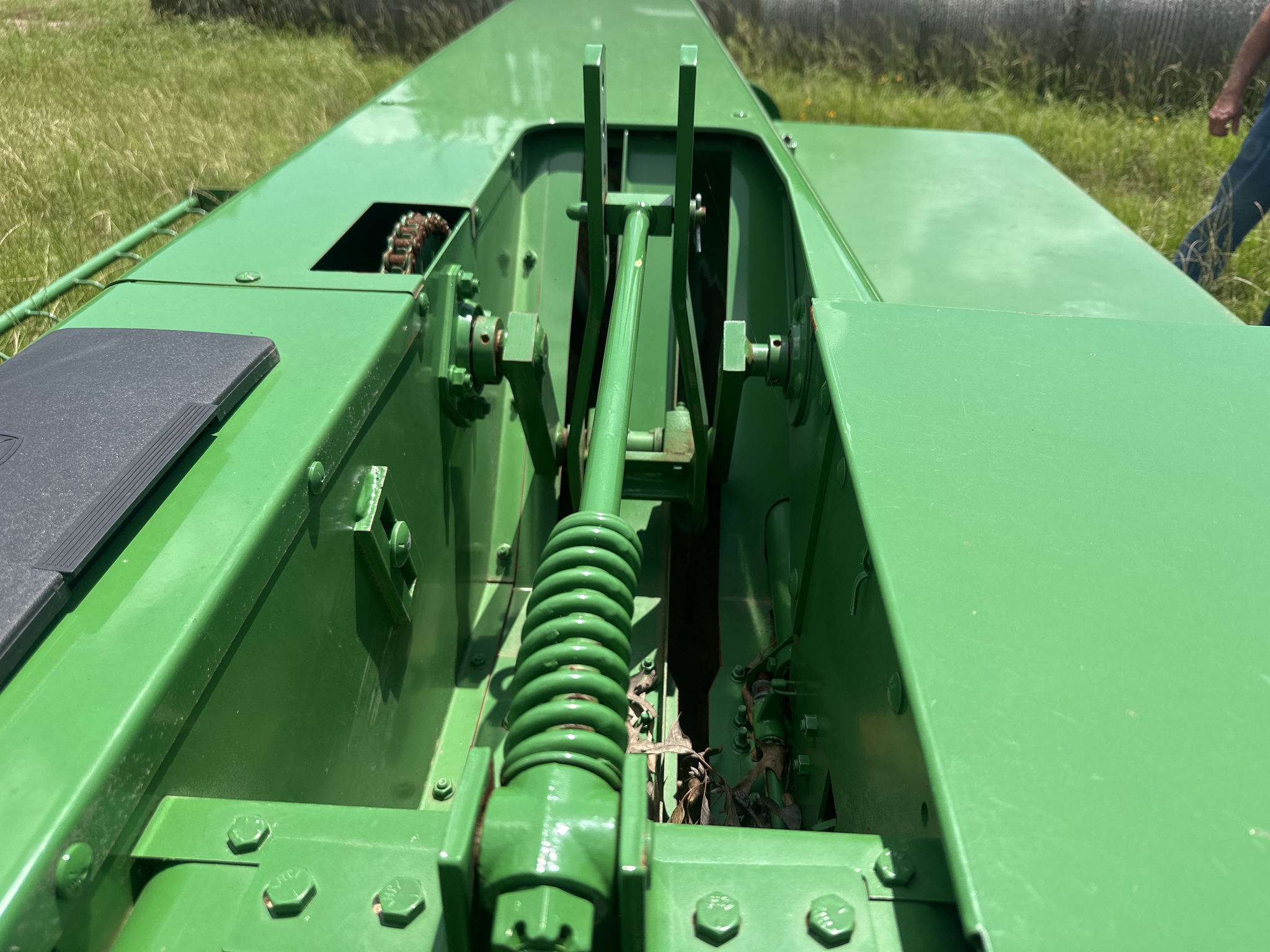 2021 John Deere 348 Image 12
