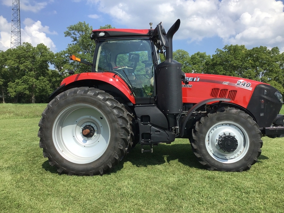 Used 2024 Case IH Magnum 240 CVX AFS Row Crop Tractors at Koenig Equipment in Greensburg, IN - Photo2