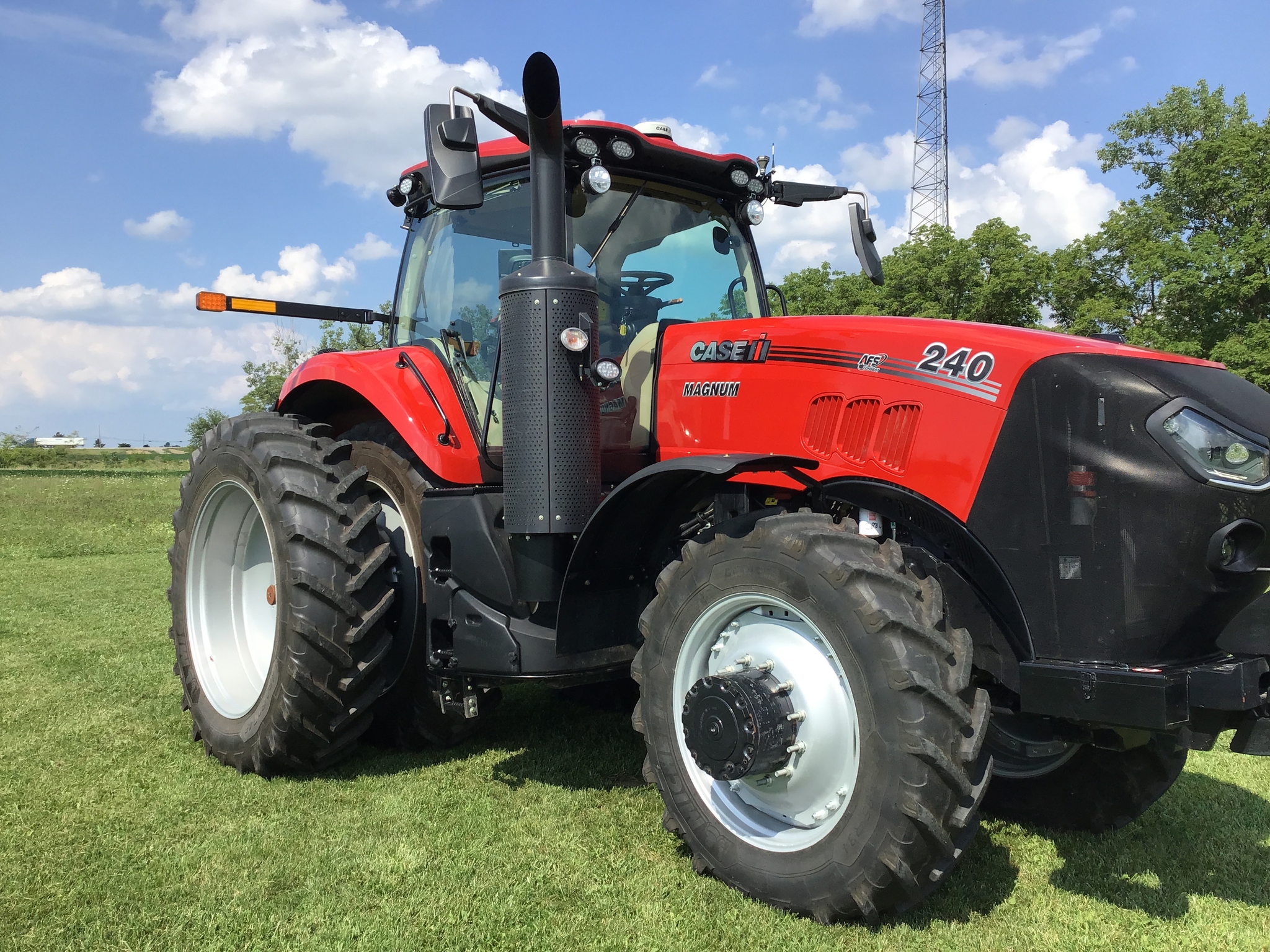 Used 2024 Case IH Magnum 240 CVX AFS Row Crop Tractors at Koenig Equipment in Greensburg, IN - PhotoXL0