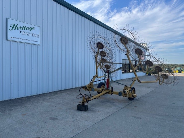  2008 Vermeer WR220 at Heritage Tractor in West Plains, MO