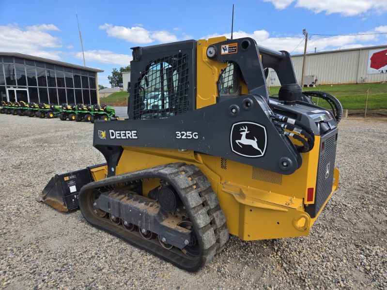 2023 John Deere 325G Image 3