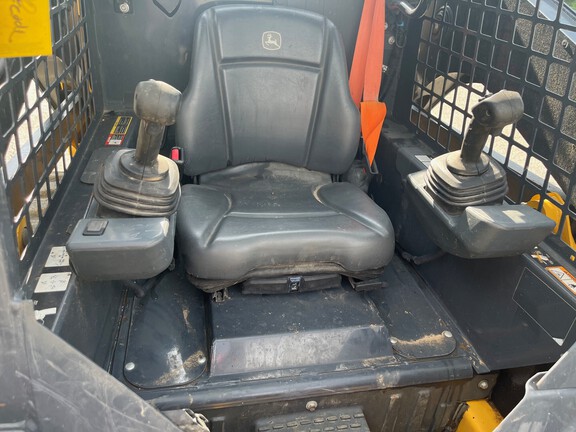 2023 John Deere 317G