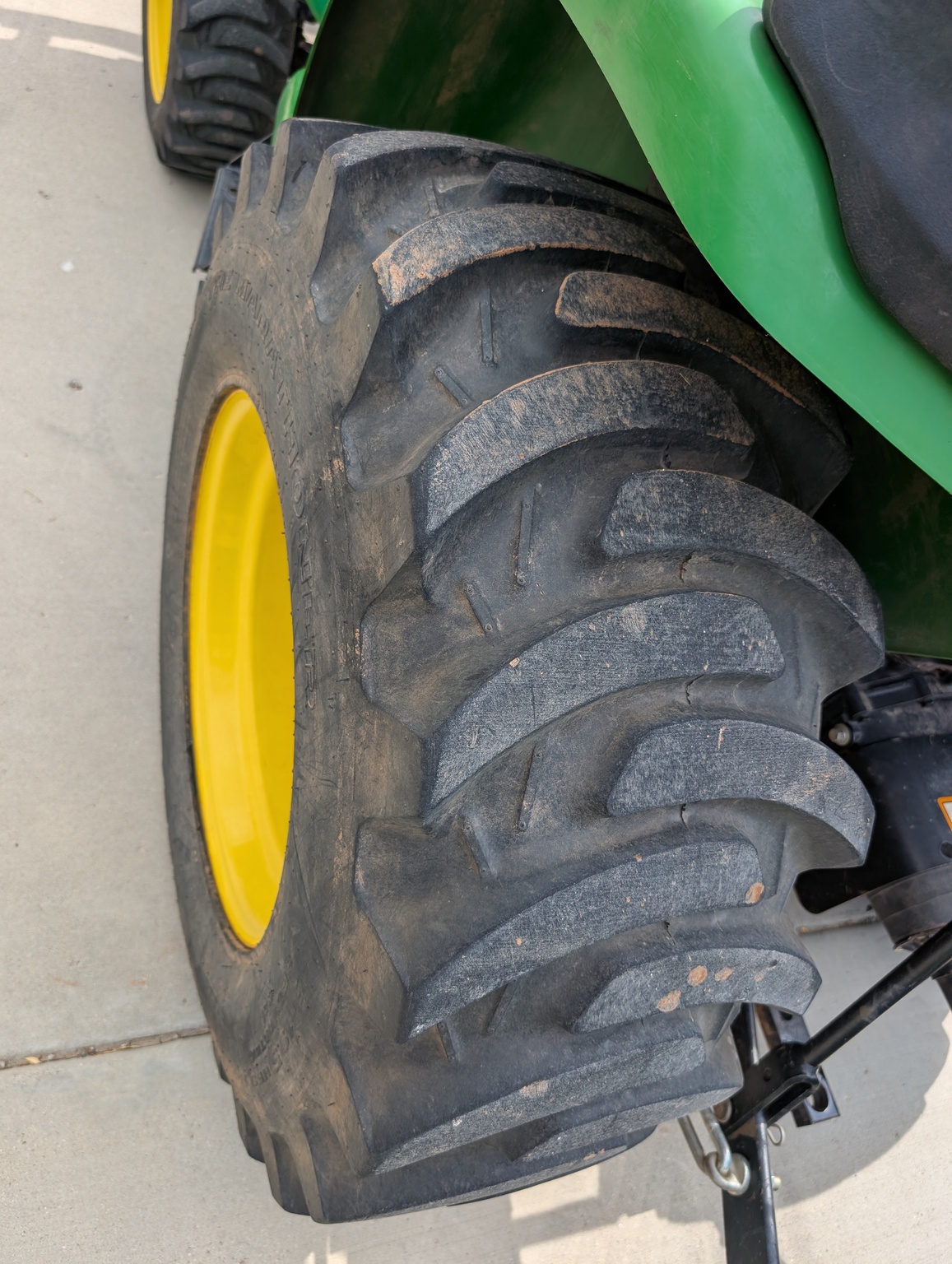 2018 John Deere 3025E Image 19