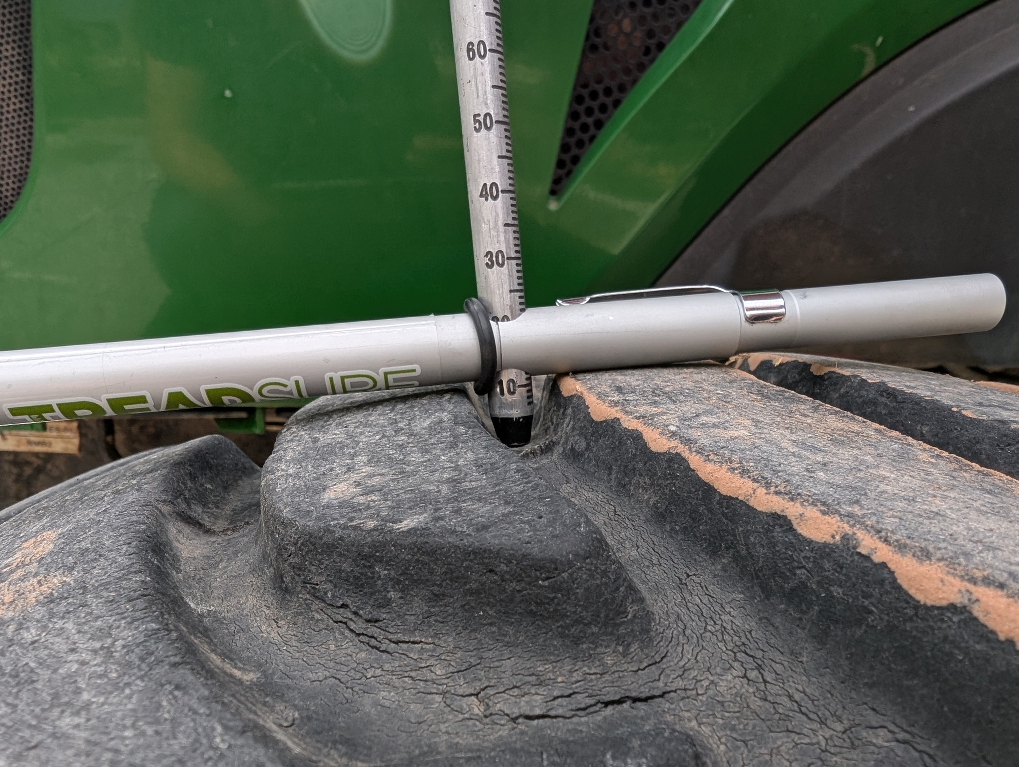 2018 John Deere 3025E Image 28