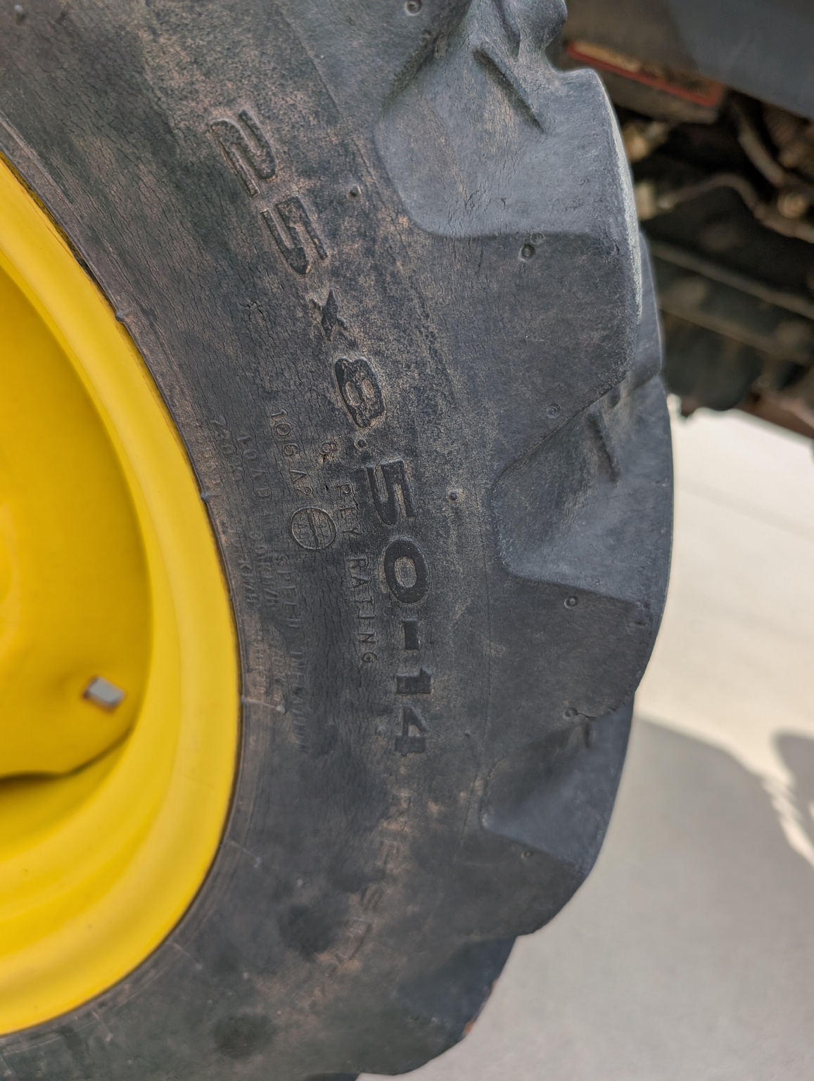 2018 John Deere 3025E Image 23