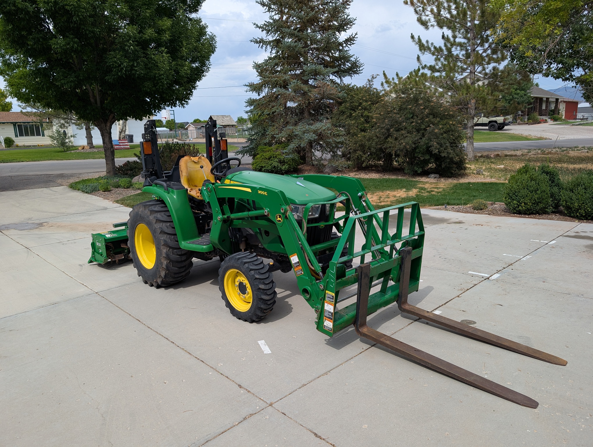 2018 John Deere 3025E Image 7