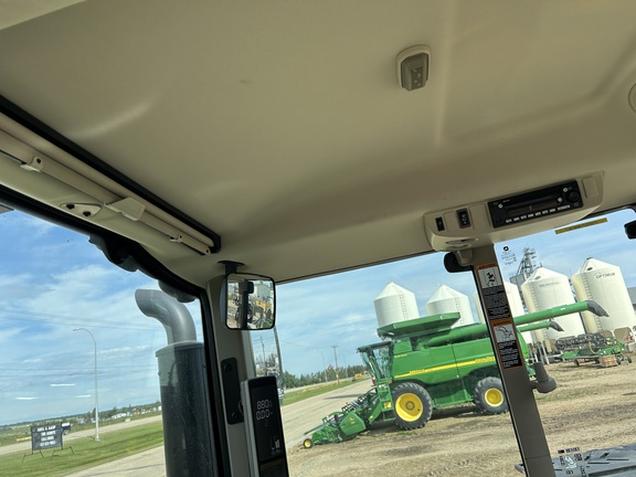 Used 2023 John Deere 6195M Row Crop Tractors at Horizon Ag & Turf in Mayerthorpe, AB - Photo17