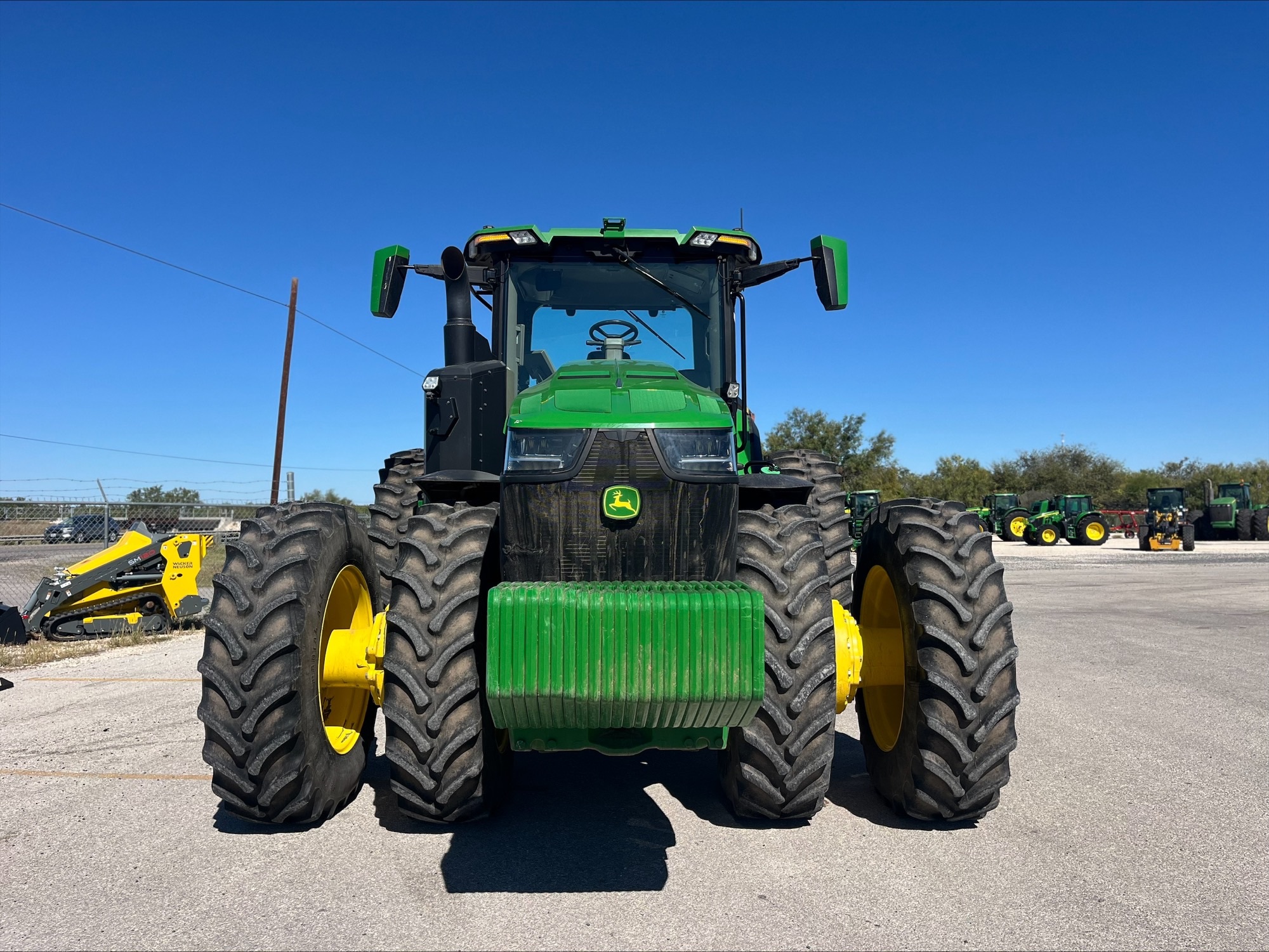 2022 John Deere 8R 370 Image 5