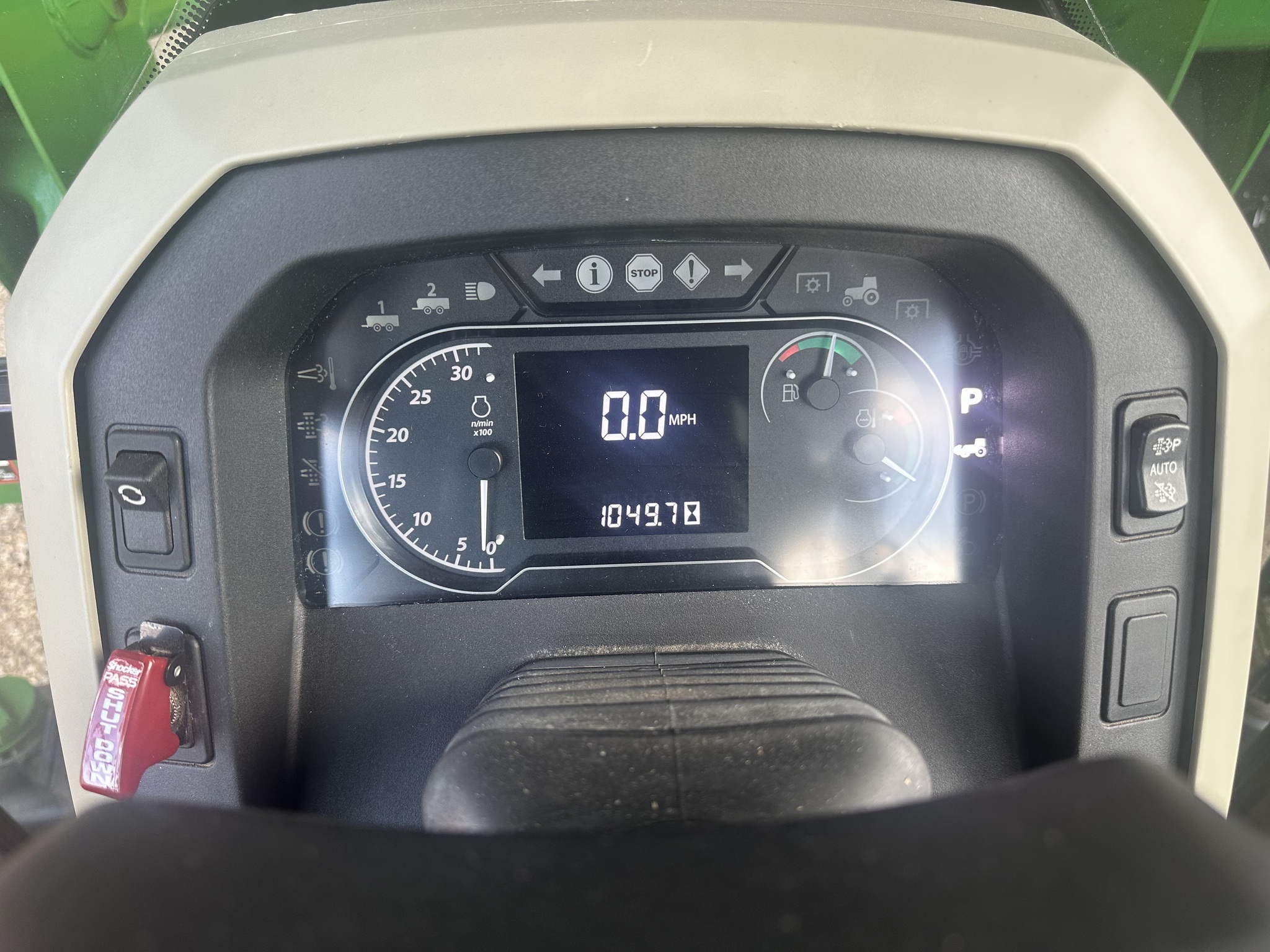 2018 John Deere 5075M Image 3