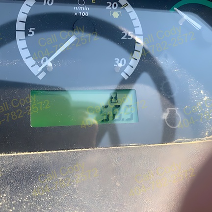 2022 John Deere 5045E Picture 6 2022 John Deere 5045E-6