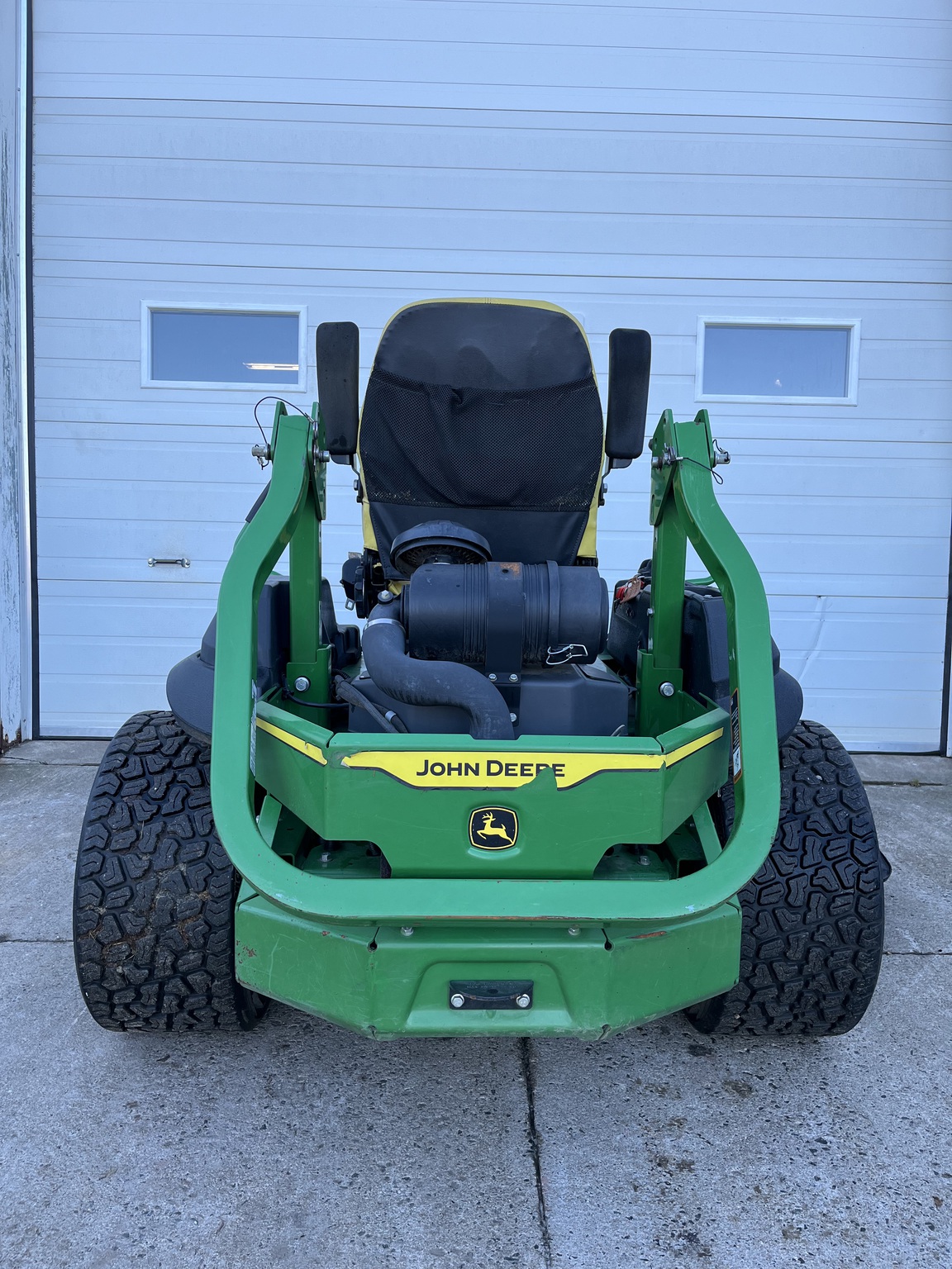 2022 John Deere Z740R Image 6