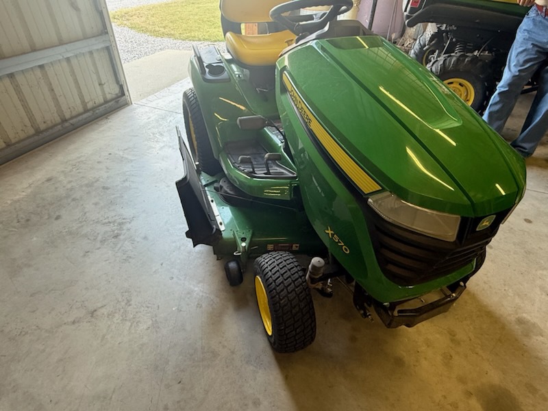 2024 John Deere X570