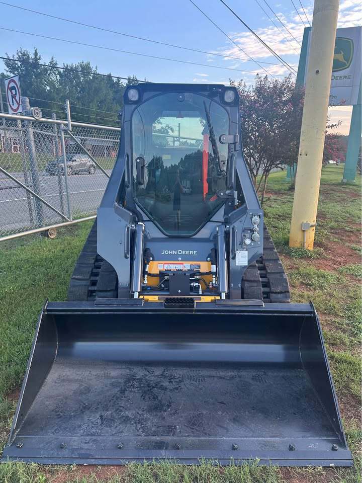 2025 John Deere 317 P Image 1