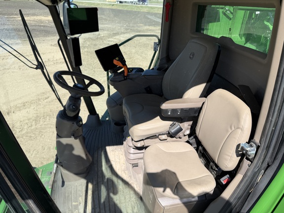 2024 John Deere S780 - Photo43