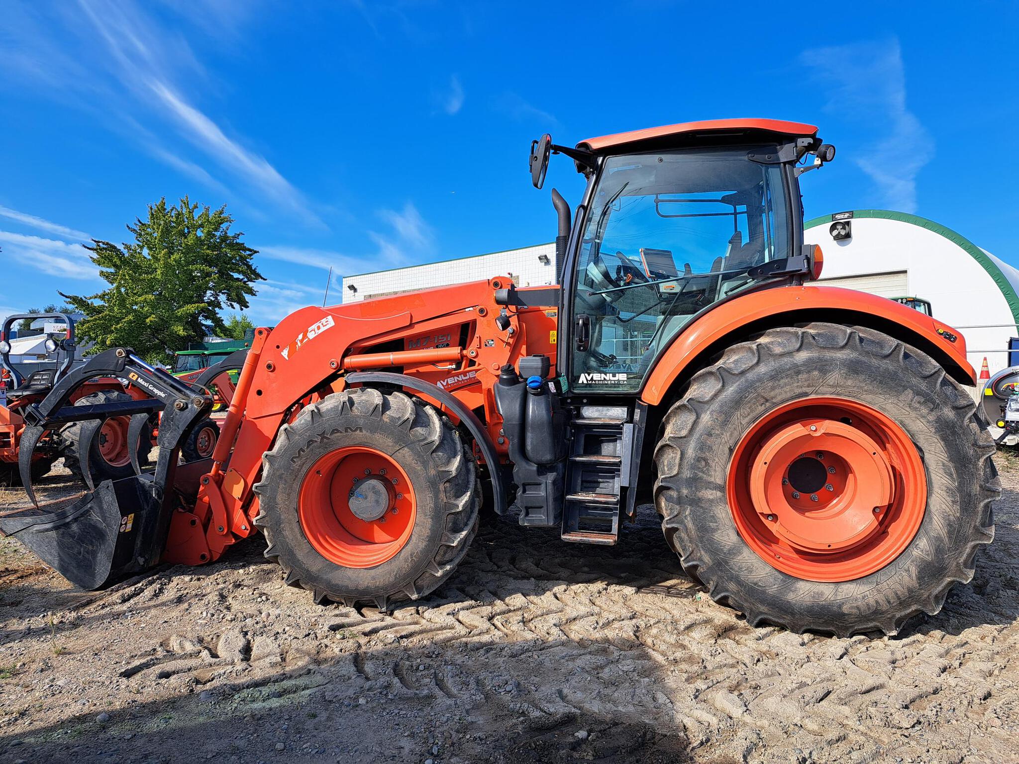 2018 Kubota M7-151 Image 6