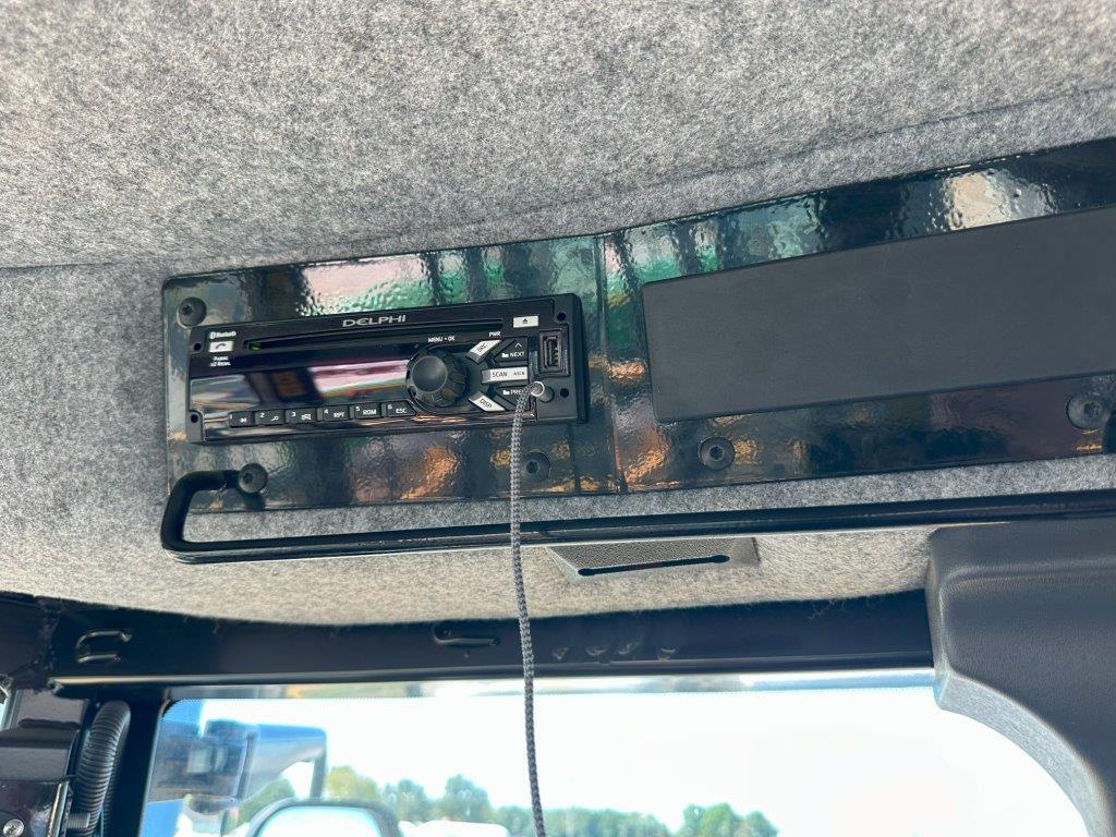 2015 RoGator RG1100B Image 26