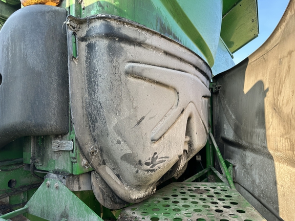 Photo of 2005 John Deere 9660 STS