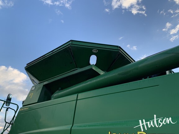 Photo of 2005 John Deere 9660 STS