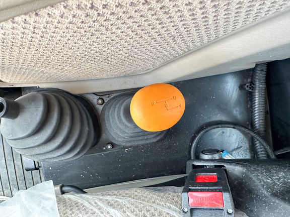 2024 John-Deere 5100E