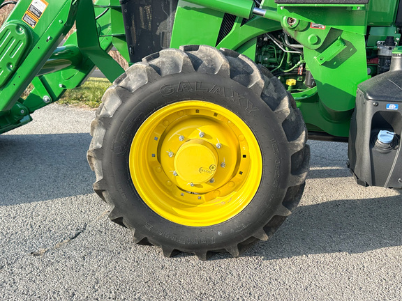 2024 John-Deere 5100E