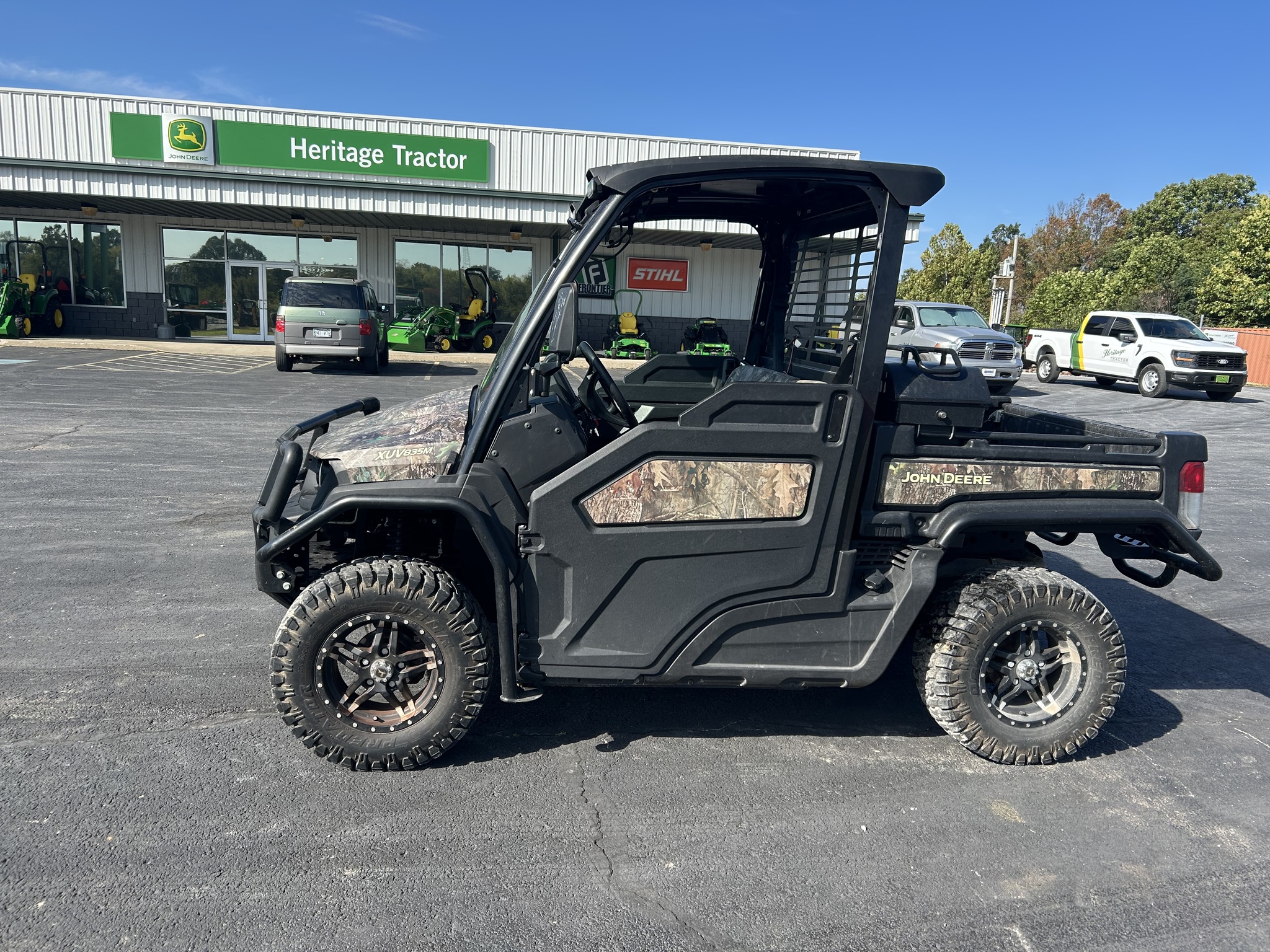  2022 John Deere XUV 835M at Heritage Tractor in Anderson, MO