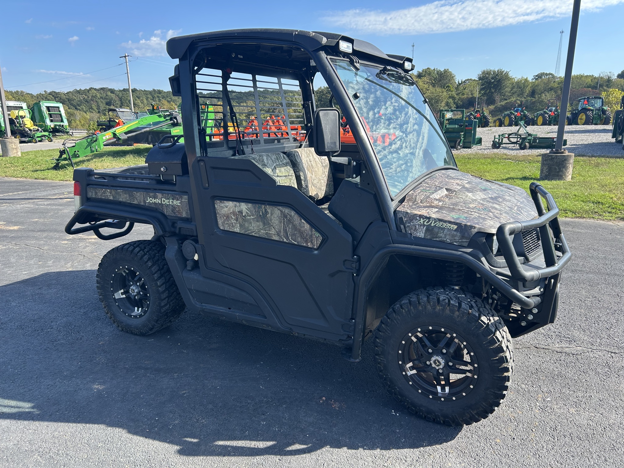  2022 John Deere XUV 835M at Heritage Tractor in Anderson, MO