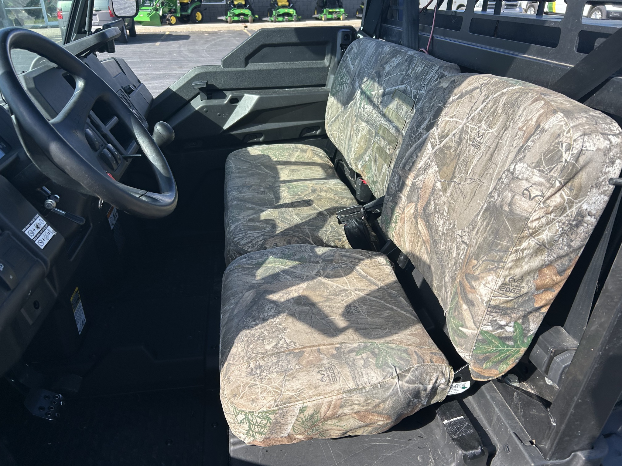  2022 John Deere XUV 835M at Heritage Tractor in Anderson, MO